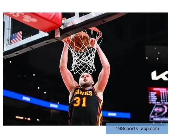 比塔泽犯规导致兰代尔脚踝高位扭伤预计缺阵两周以上 比塔泽犯规导致兰代尔脚踝高位扭伤预计缺阵两周以上